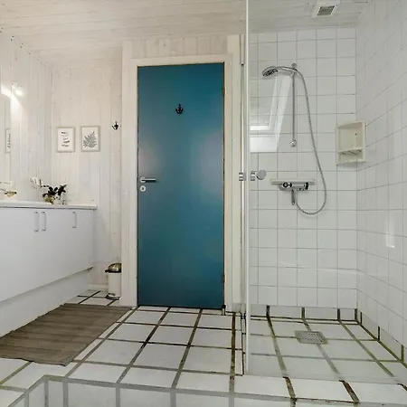 2701-nexo-vaebnerstien-3 * Neksø
